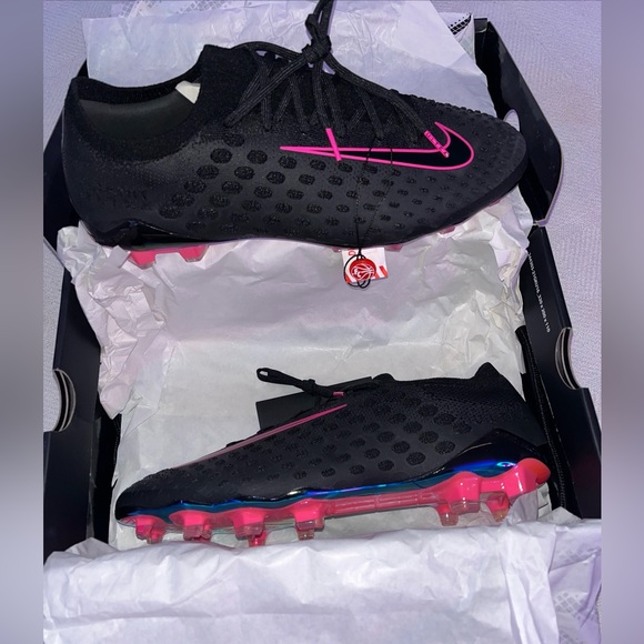 Nike Phantom Ultra Venom 'Black Pink Blast' FG Size 11 Soccer Cleats. - Picture 1 of 11